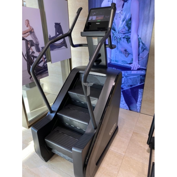 Лестница Technogym Climb Artis (новый)
