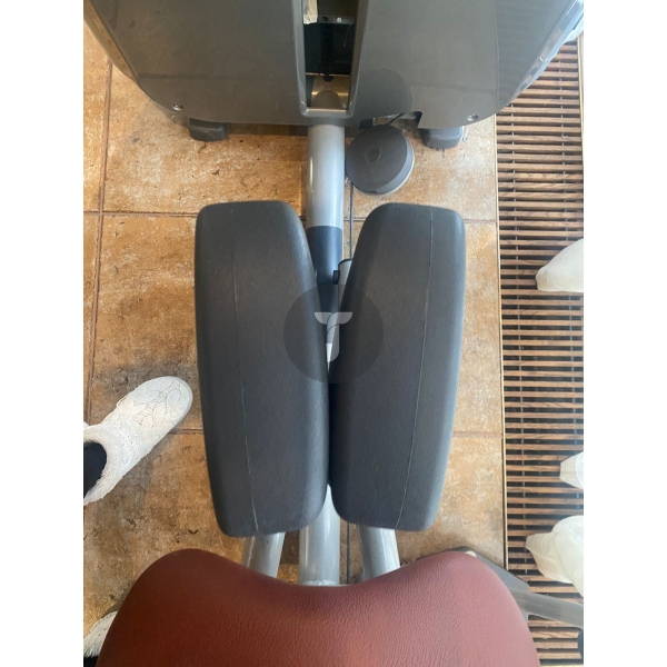 Сведение ног Technogym серии Element