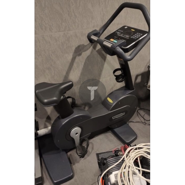 Велотренажер Technogym Bike Forma