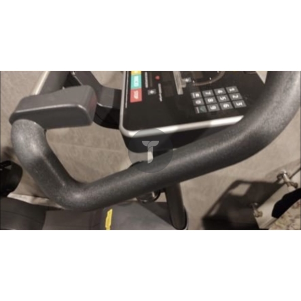 Велотренажер Technogym Bike Forma