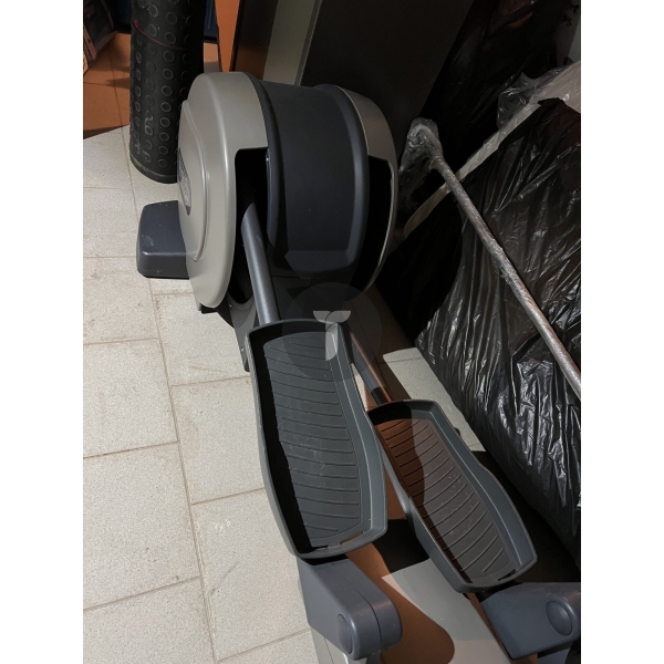 Эллипс Technogym Synchro 700 Led
