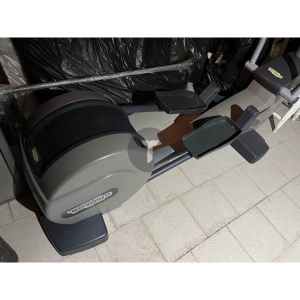 Эллипс Technogym Synchro 700 Led