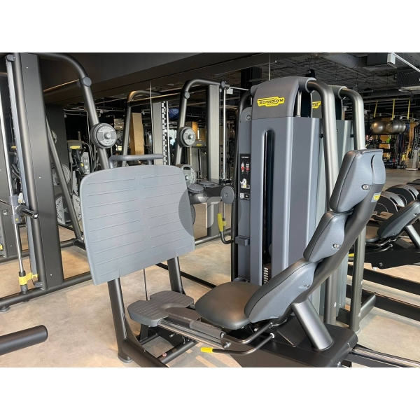 Жим ногами Technogym серии Selection Pro