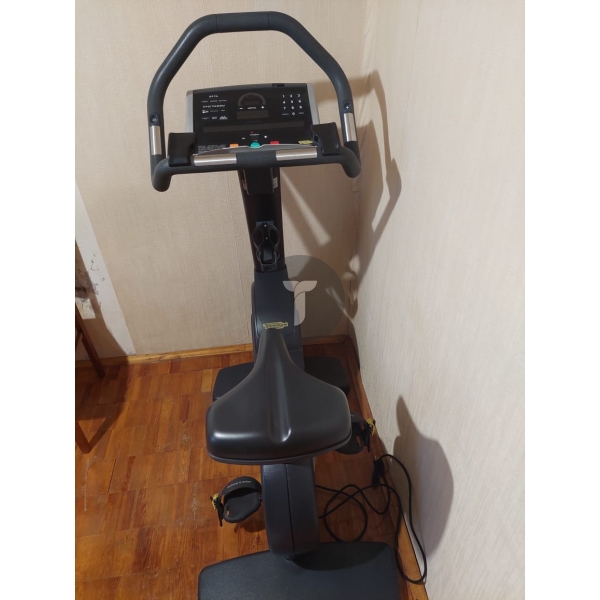 Велотренажер Technogym Bike 700