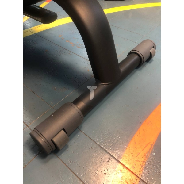 Скамья для пресса Technogym серии Selection