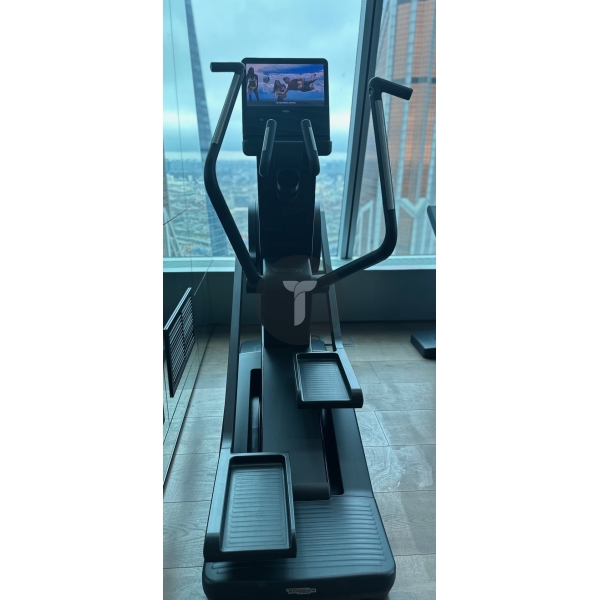 Эллипс Technogym Synchro Artis