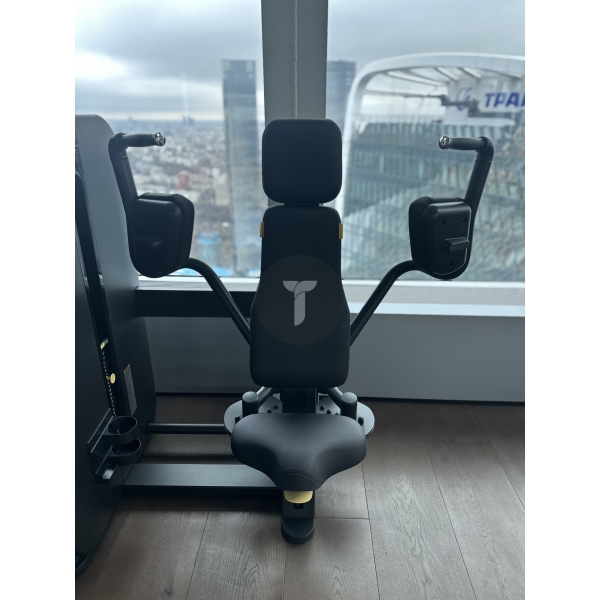 Бабочка Technogym Artis
