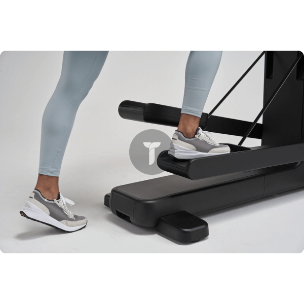 Эллипс Technogym Elliptical
