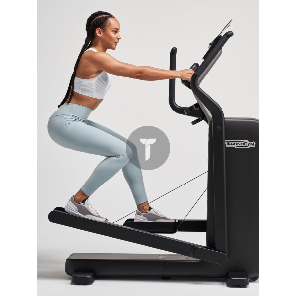 Эллипс Technogym Elliptical